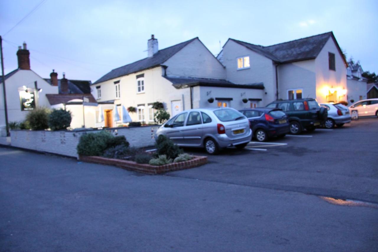 The Anchor Inn Pershore Exterior photo